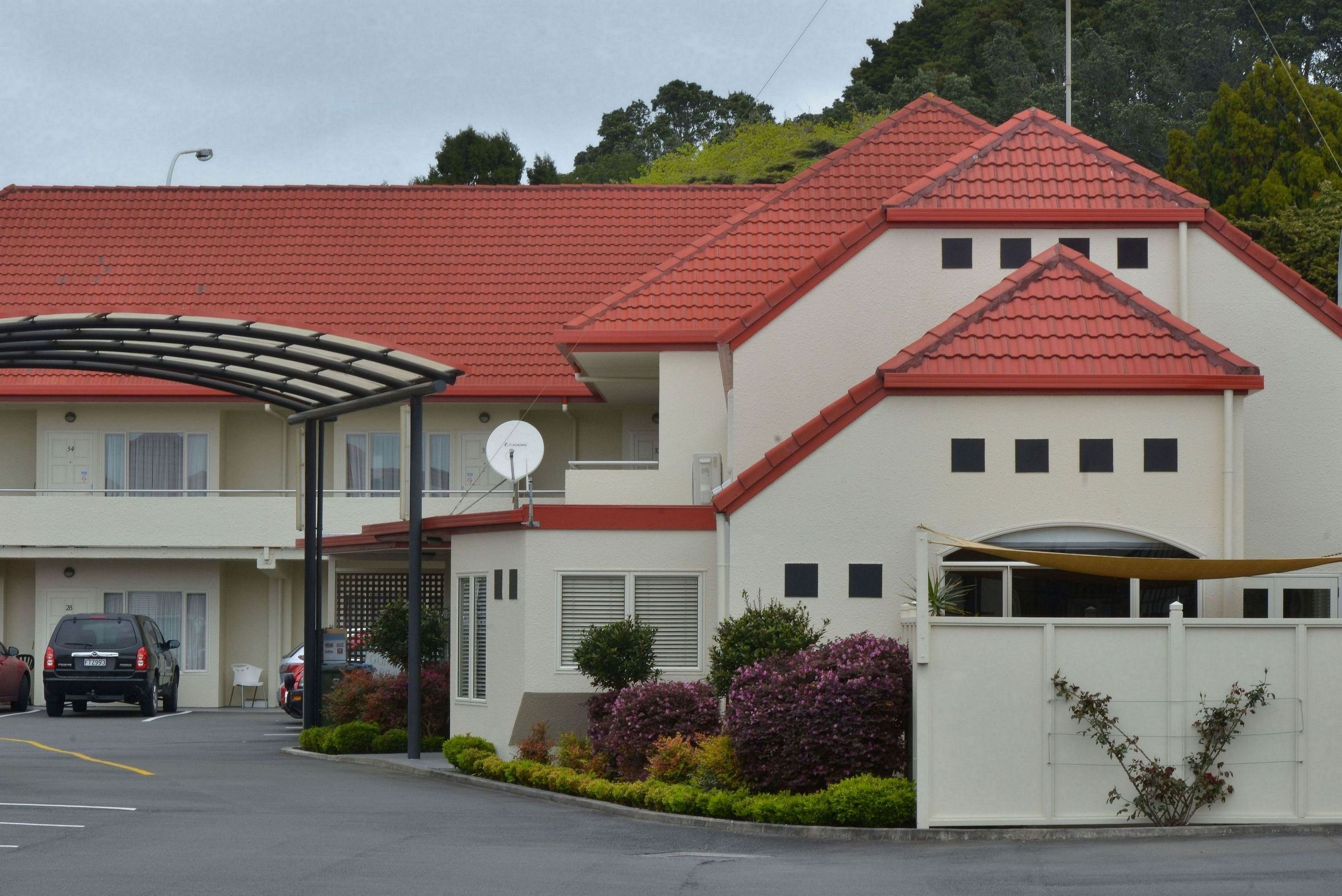 Brougham Heights Motel 33/36
