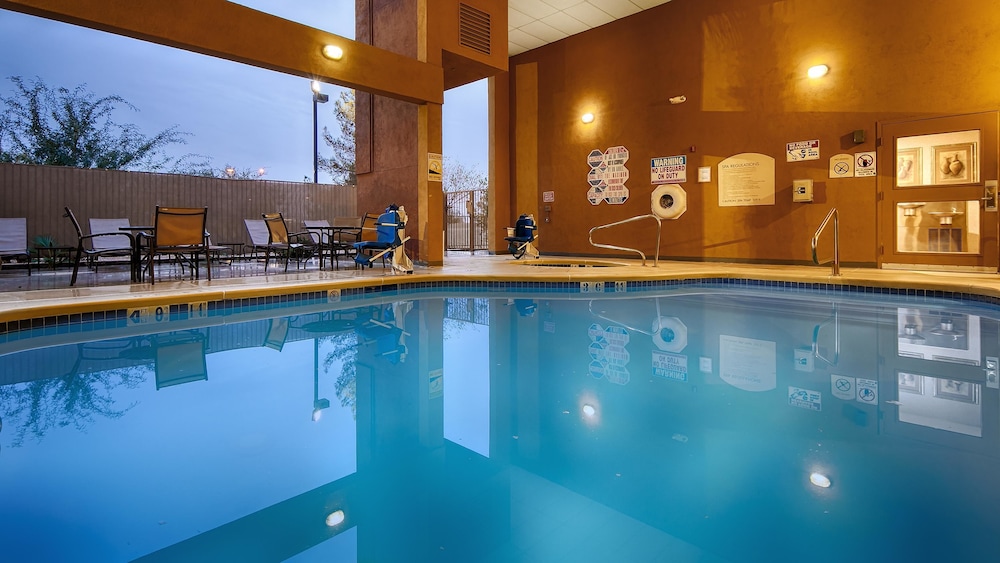 swimming pool spa