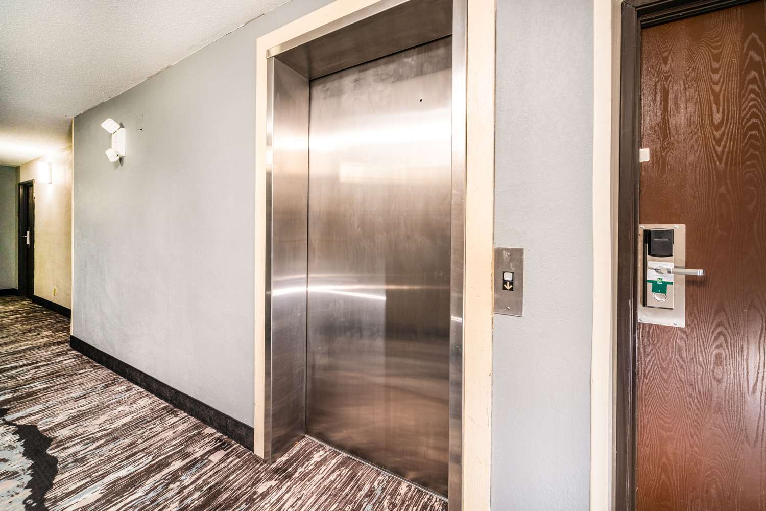 Quality Inn & Suites Danville East 20/26