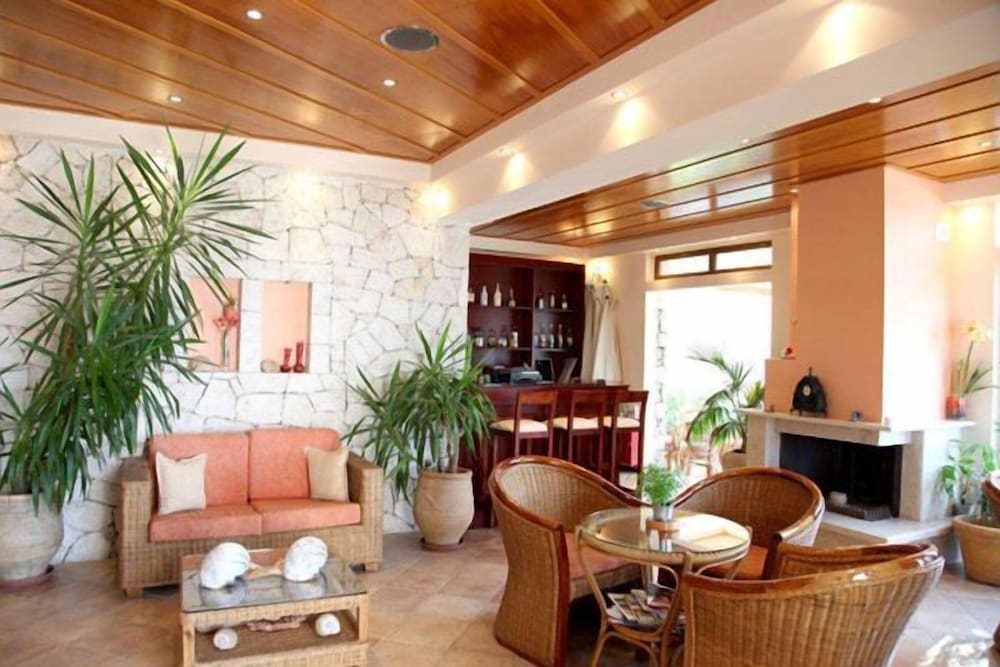 Paralio Hotel 26/50