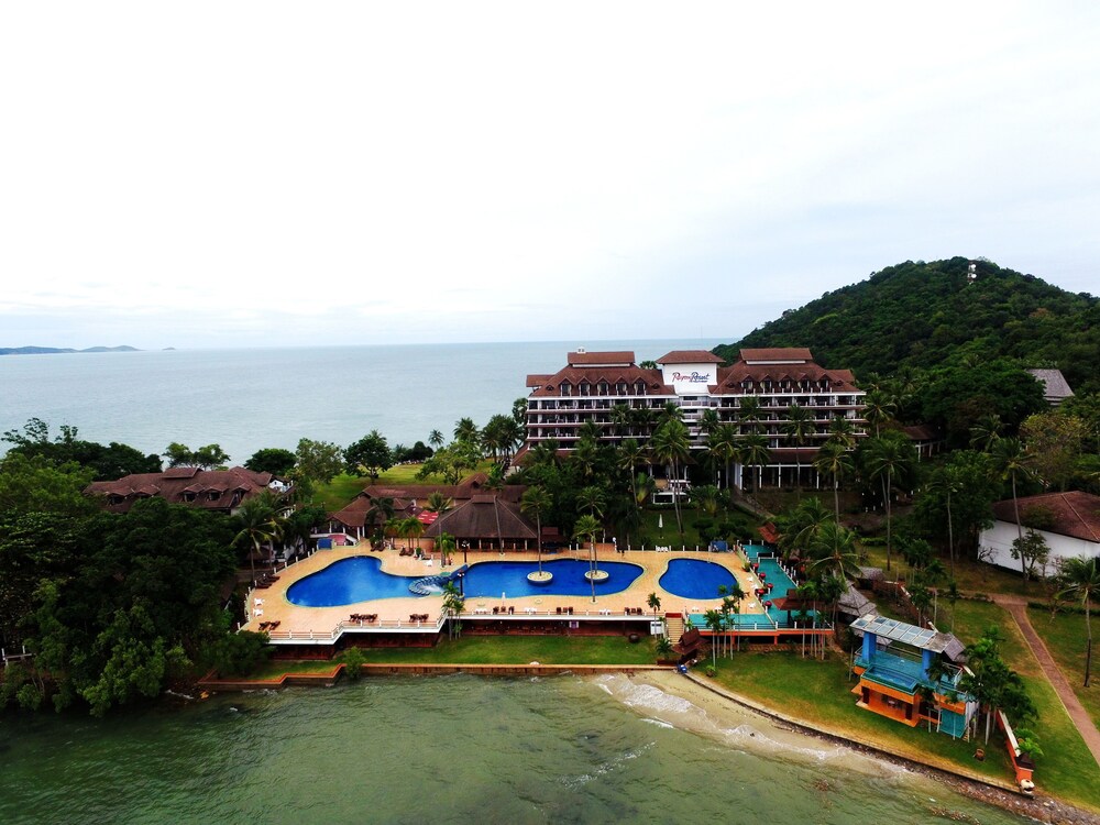Rayong Resort Hotel 53/65