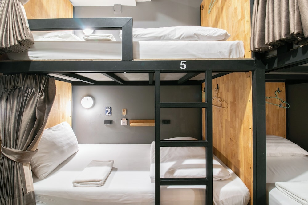MIXED DORM, STANDARD