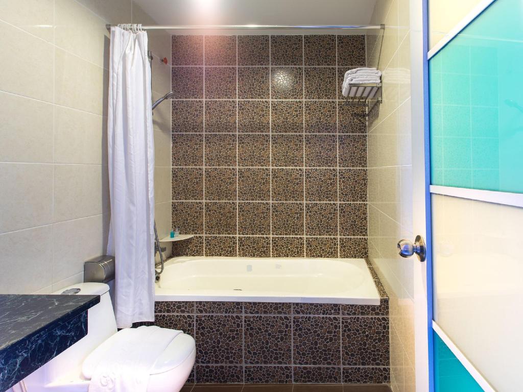 Hotel S Bee 40/41