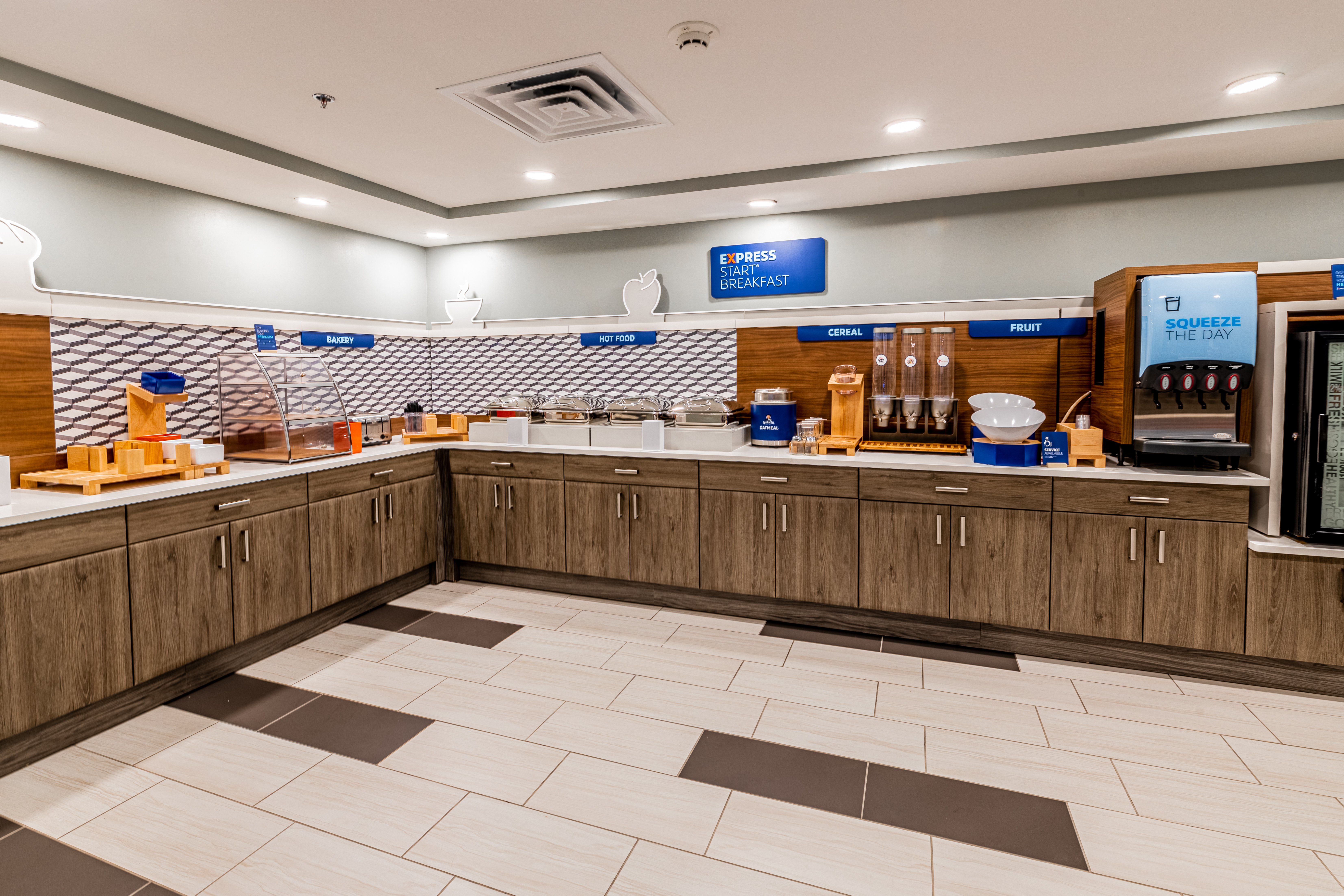 Holiday Inn Express Indianapolis South 10/54