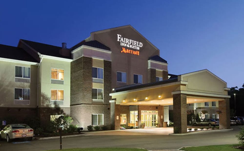 Fairfield Inn Suites Weirton 2/26