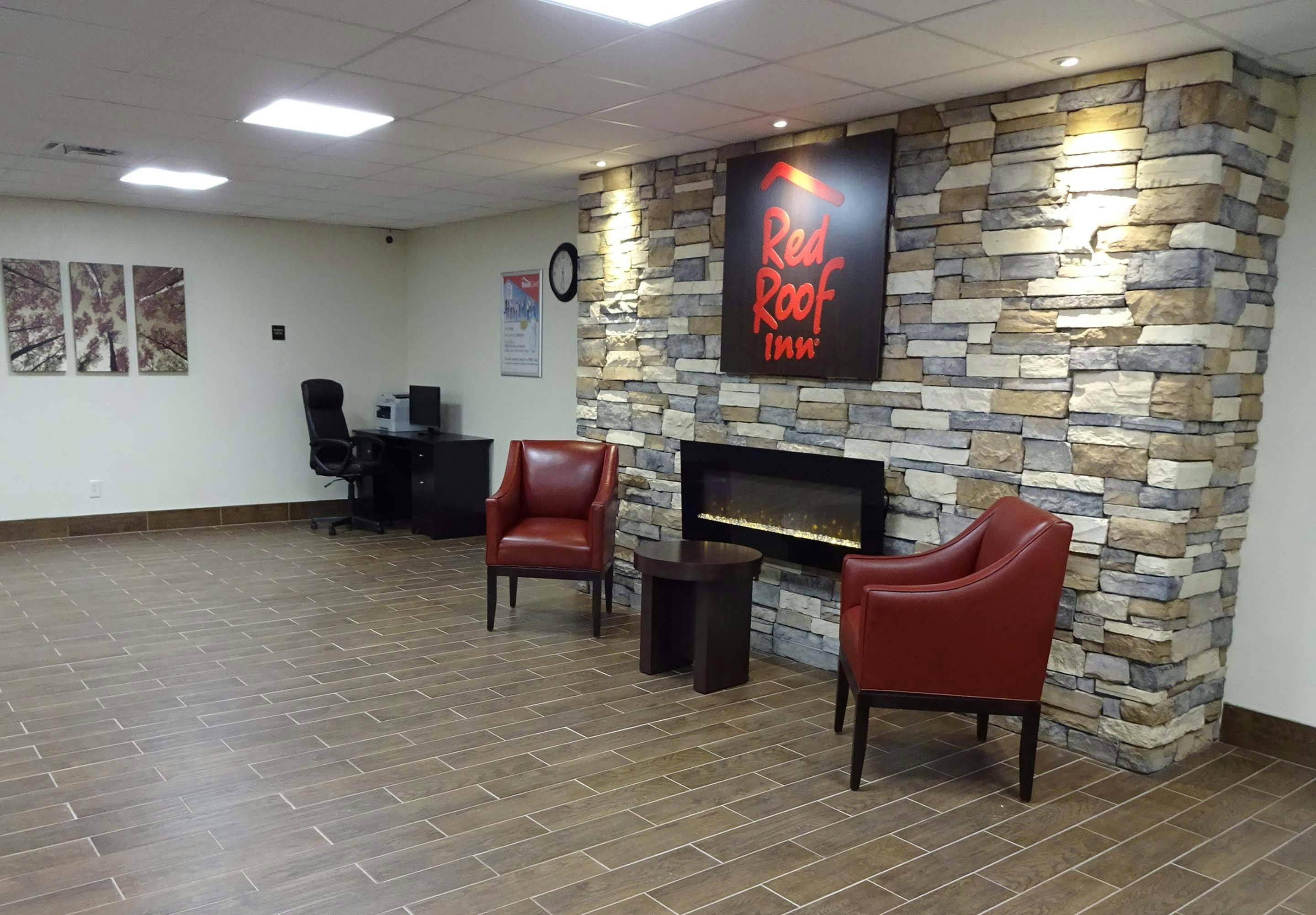 Red Roof Inn Indianapolis - Castleton 18/26
