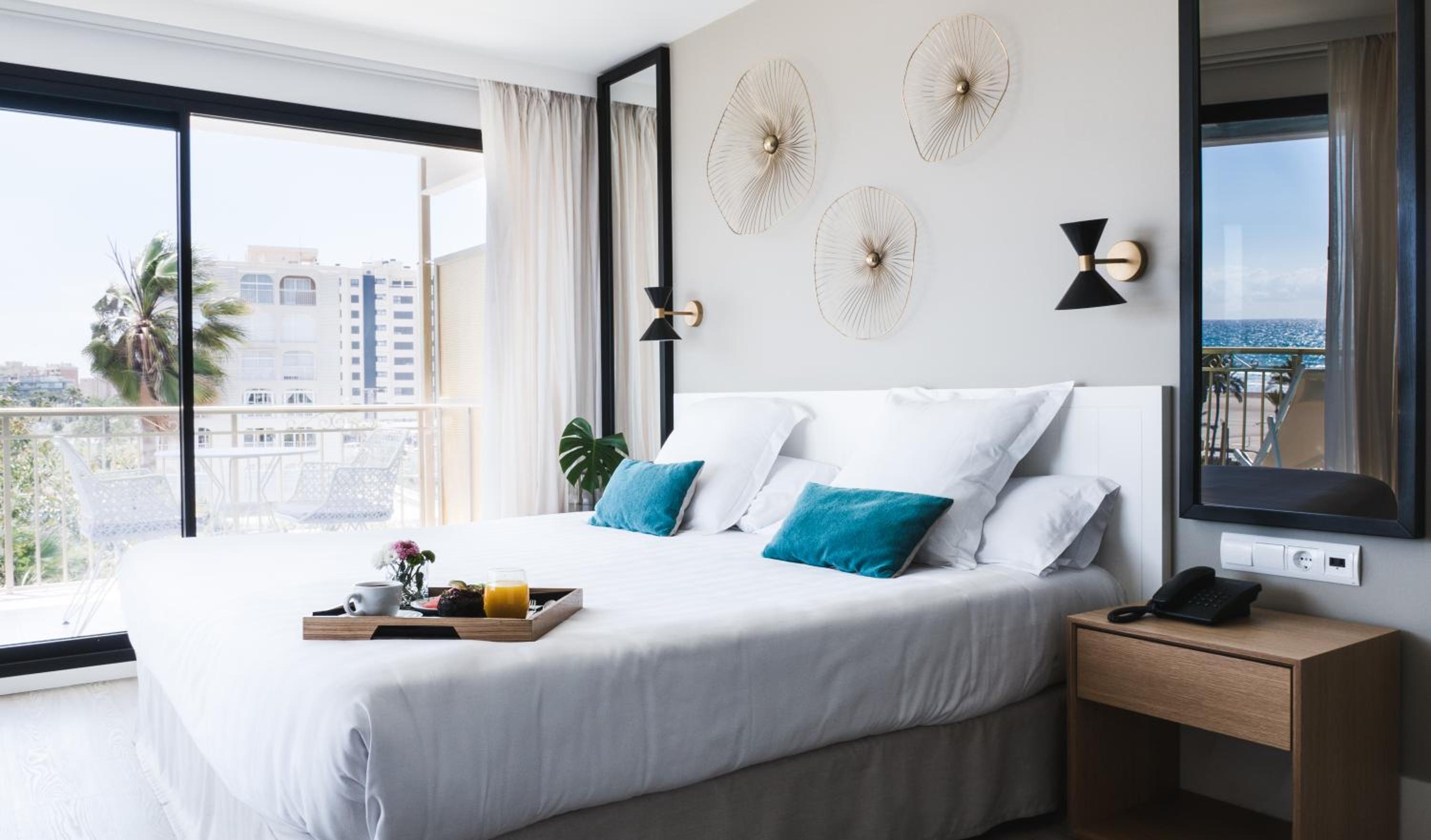 Superior, King Bed, Sea View