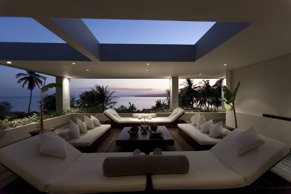 The Lombok Lodge 28/50