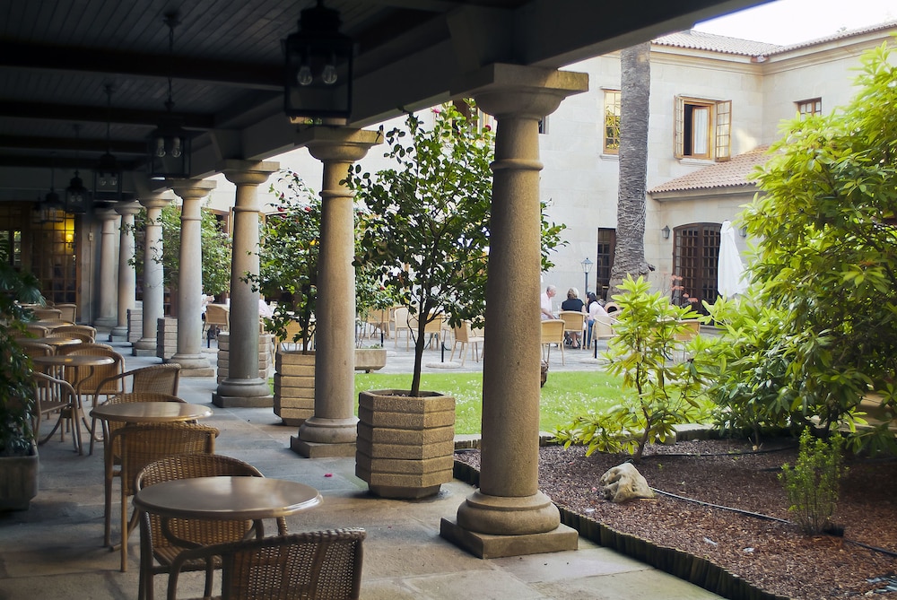 PARADOR DE CAMBADOS 25/50
