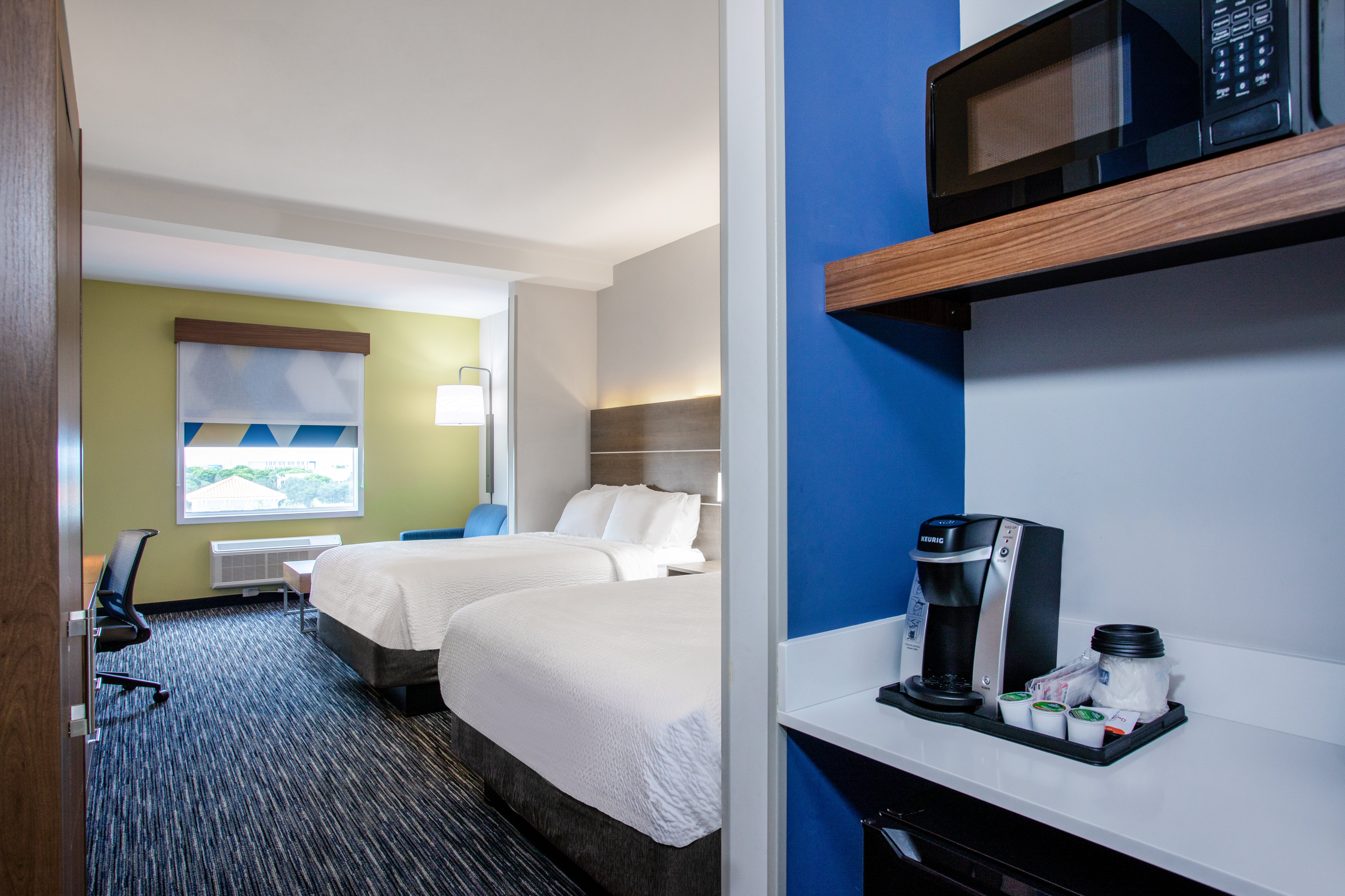 Holiday Inn Express & Suites Miramar 71/71