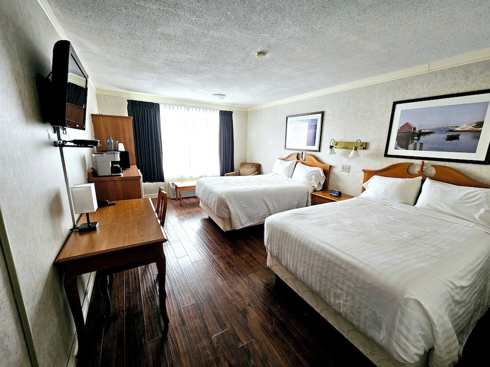 Claymore inn & Suites 9/40