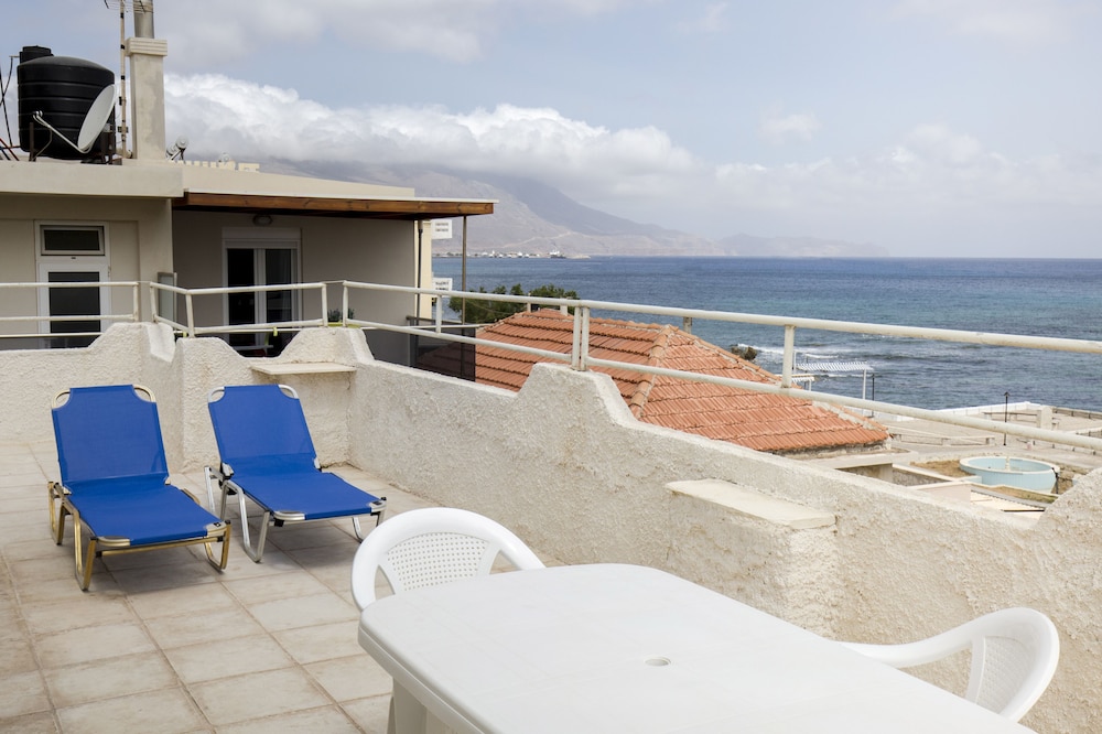 Kissamia Rooms 55/63