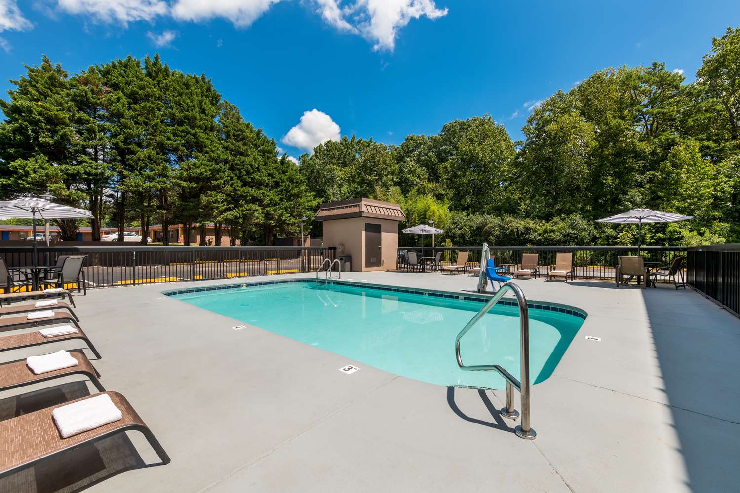 Best Western Albemarle Inn 11/12