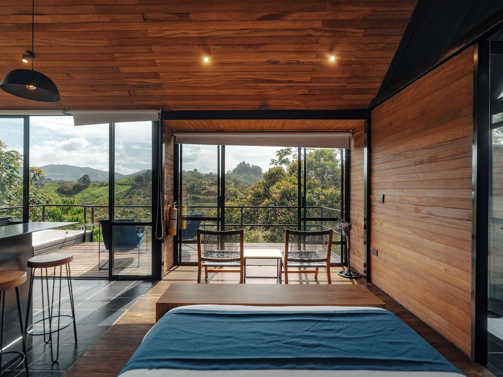The Boato Hotel 22/46