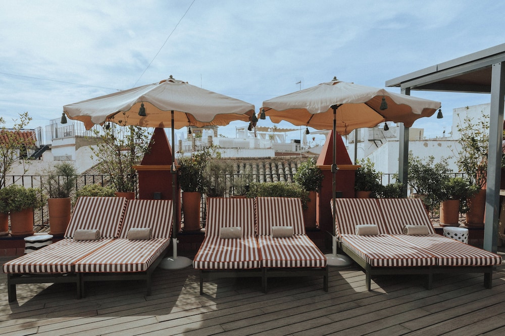 Hotel Boutique Palacio Pinello 66/73