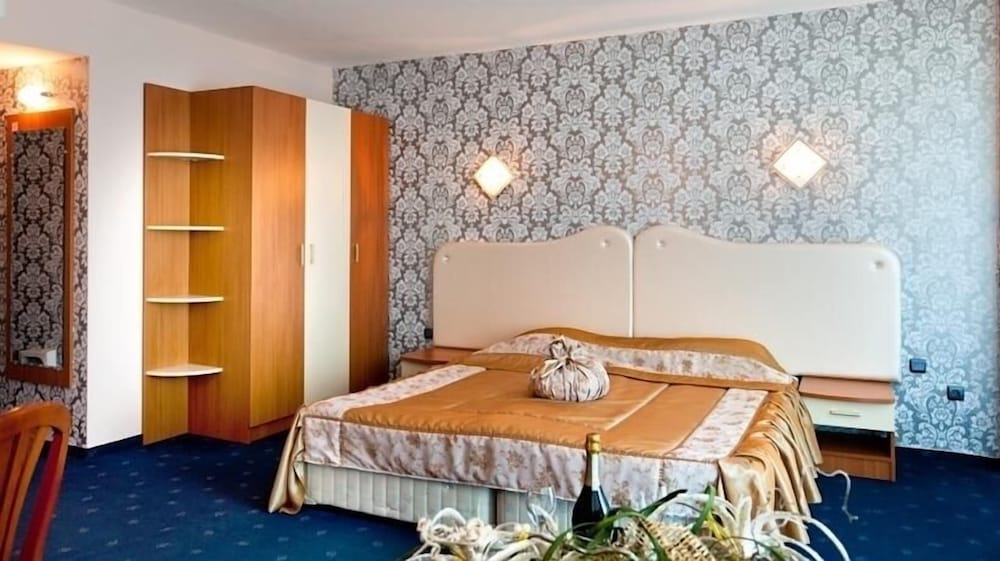 Sirius Beach Hotel 13/48