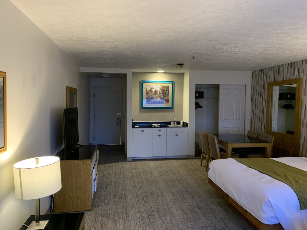 Split Rock Resort 17/79