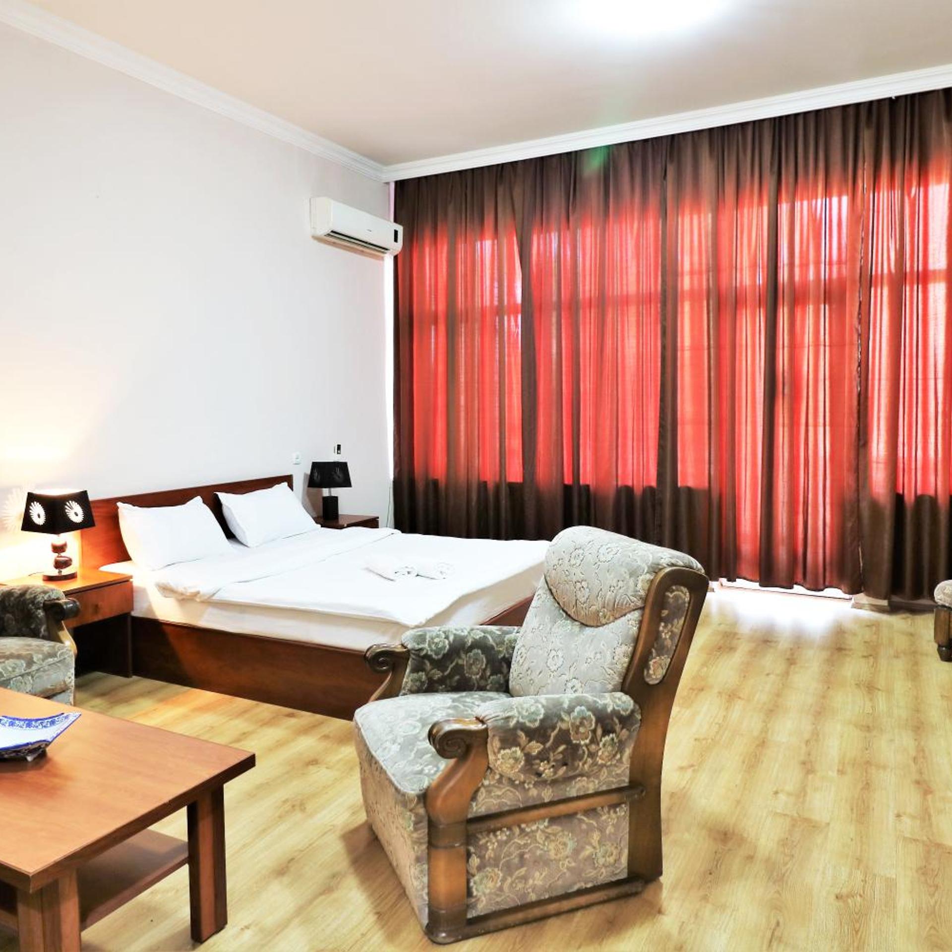Ortachala Palace 18/60