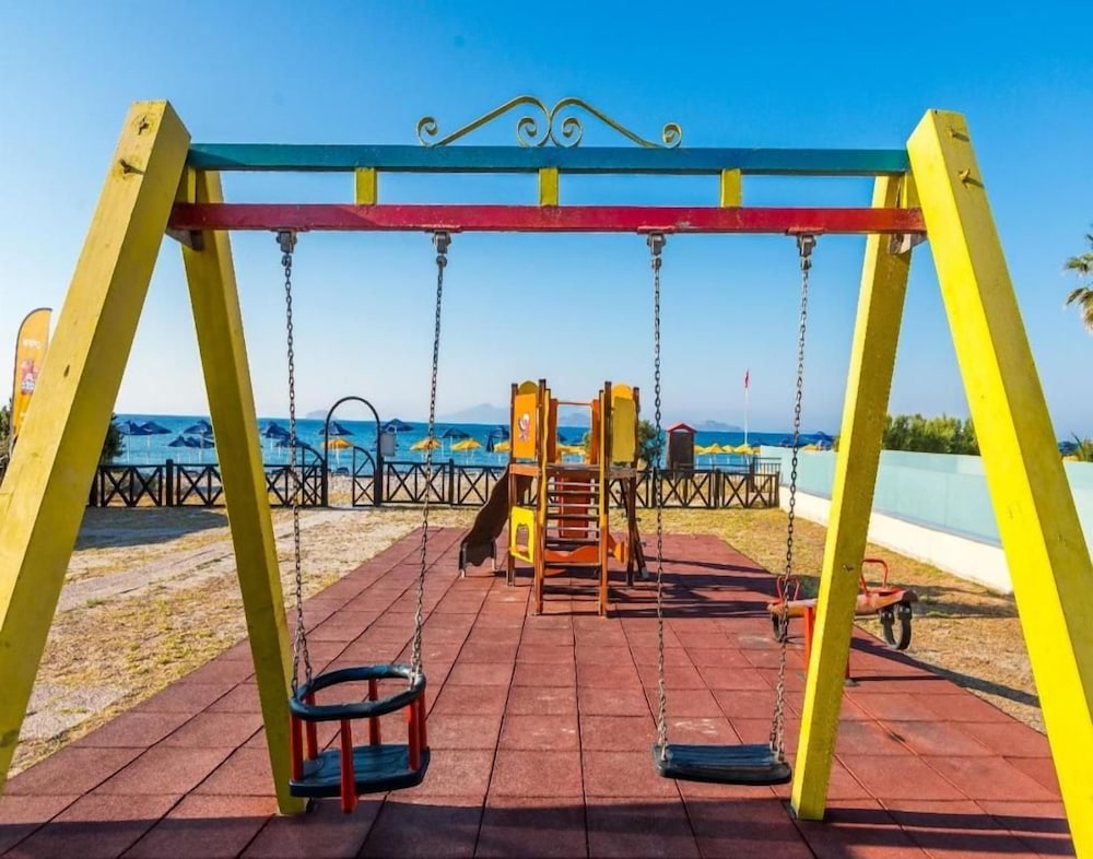 PORTO BELLO BEACH 22/50