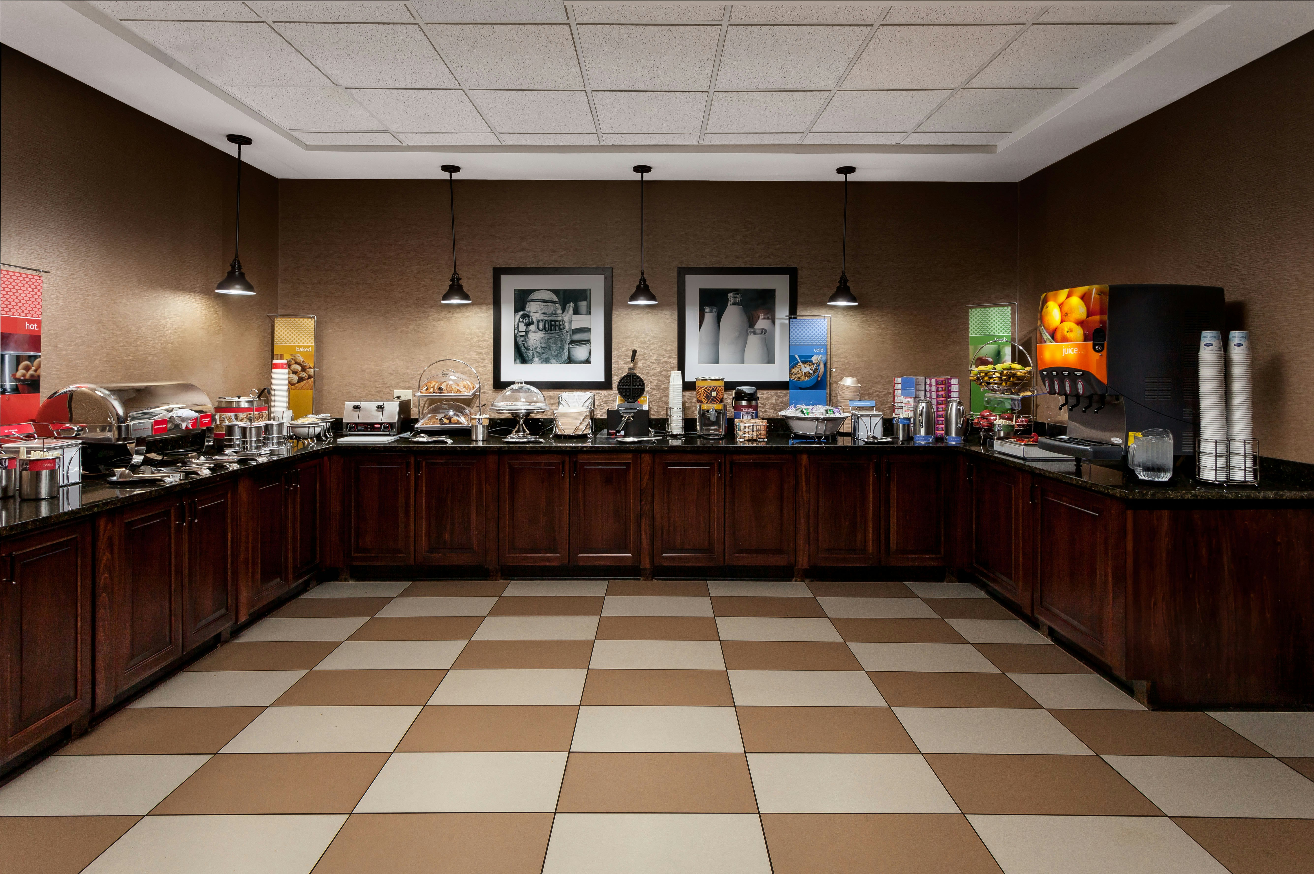 Hampton Inn Newbery Opera House 14/44
