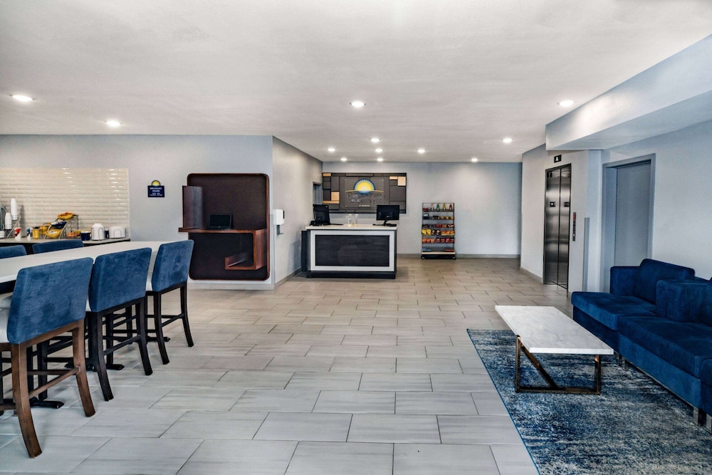 Days Inn Suites By Wyndham Horn Lake Graceland Area 22/29
