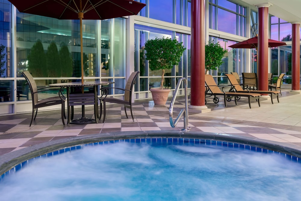 Hampton Inn And Suites Buffalo Downtown 51/52