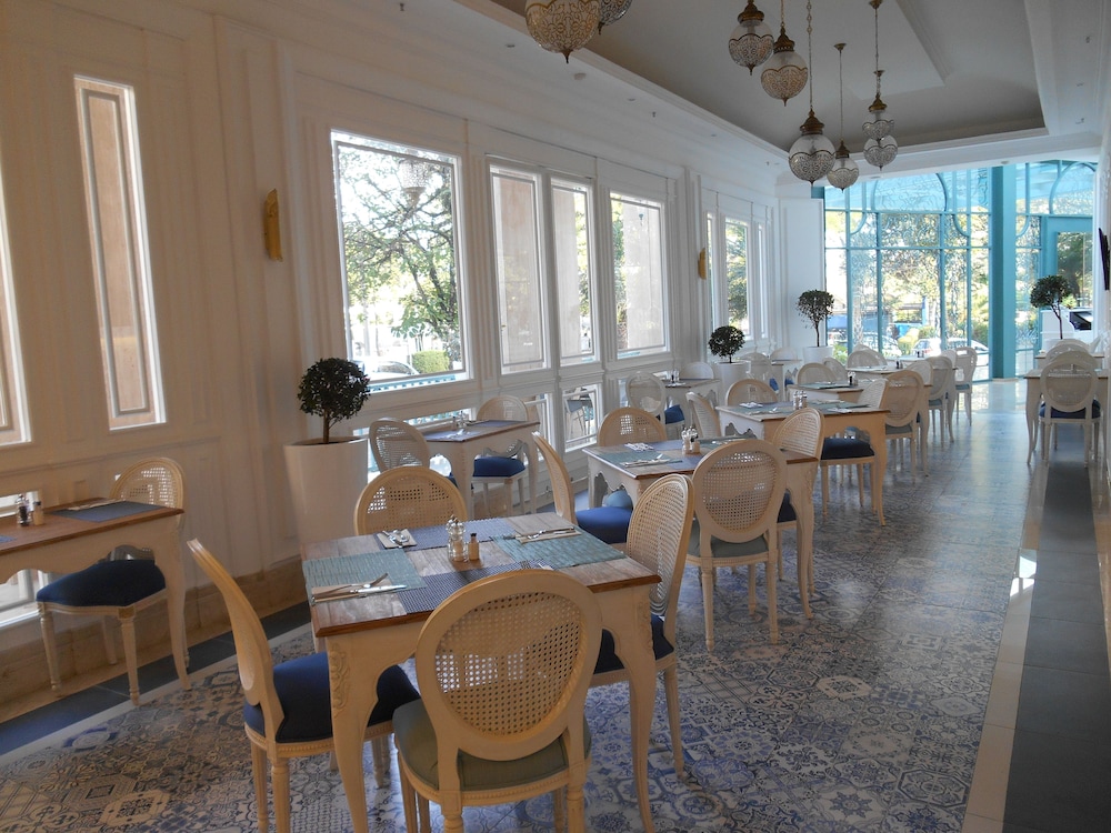 Noor Hotel 39/58