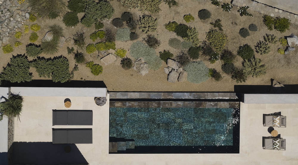 Bonzoe Homes & Villas 3/50
