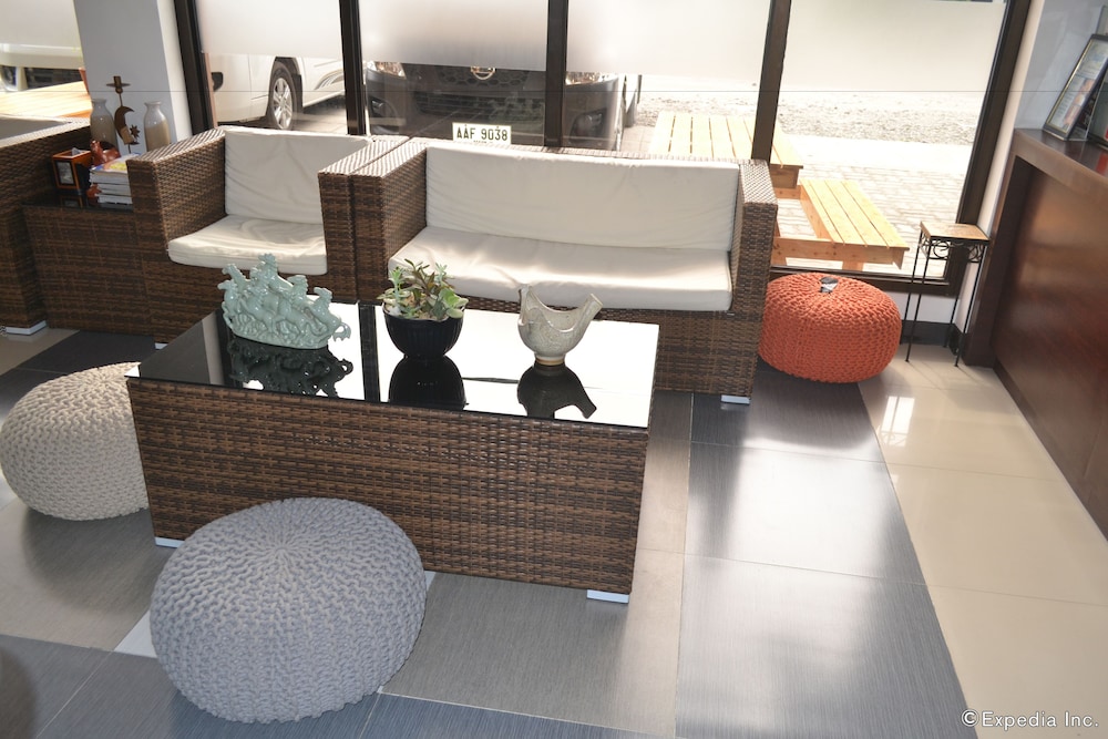 Pearl Suites 33/46
