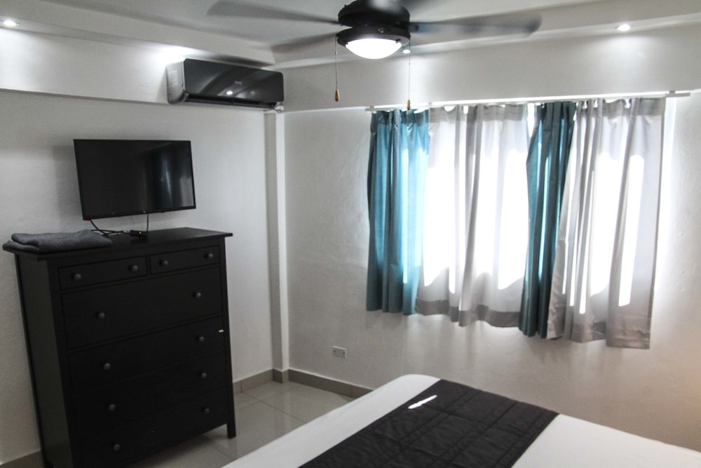 City Caribbean Hotel Boutique 4/65