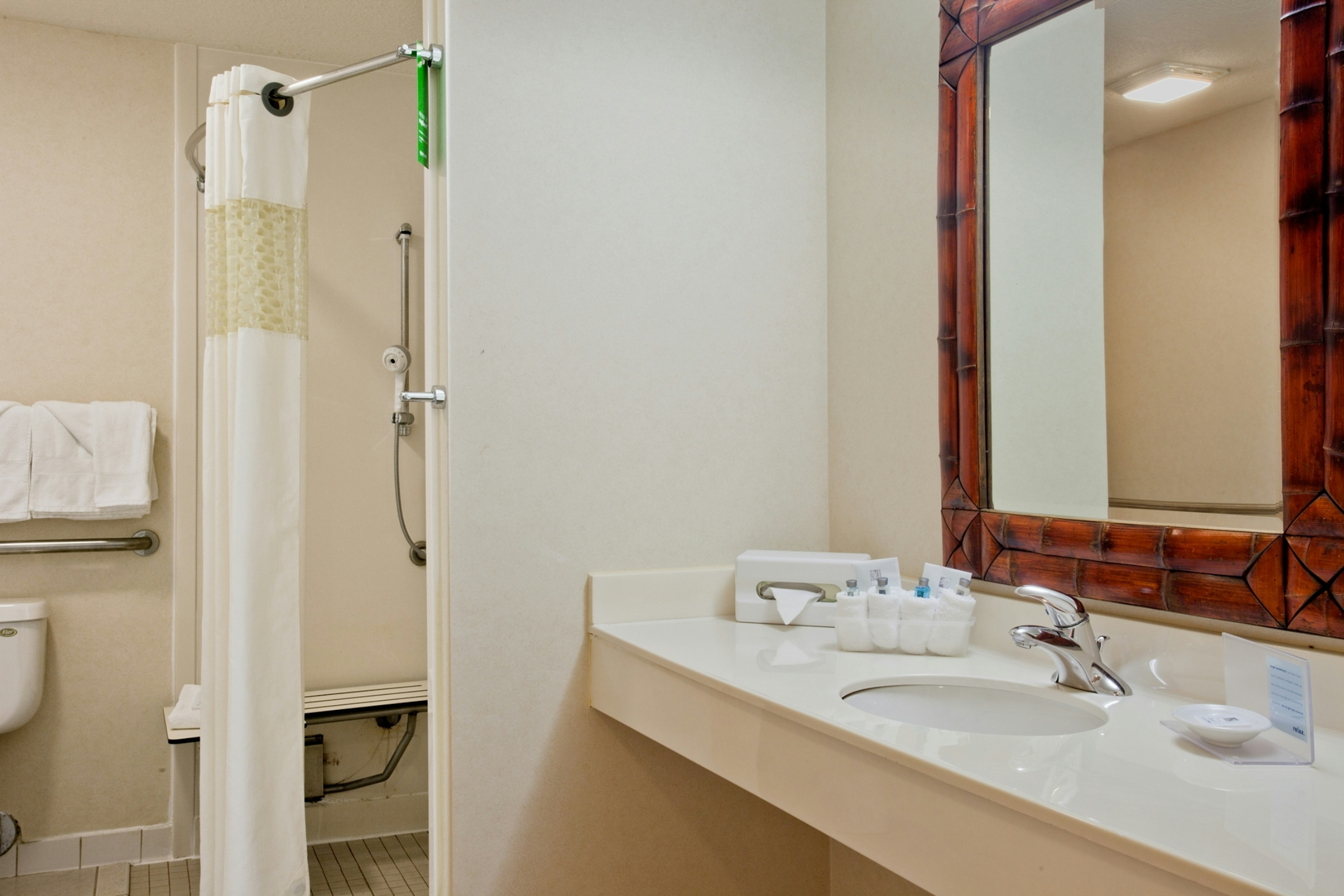Hampton Inn Suites Salt Lake City Airport 81/82