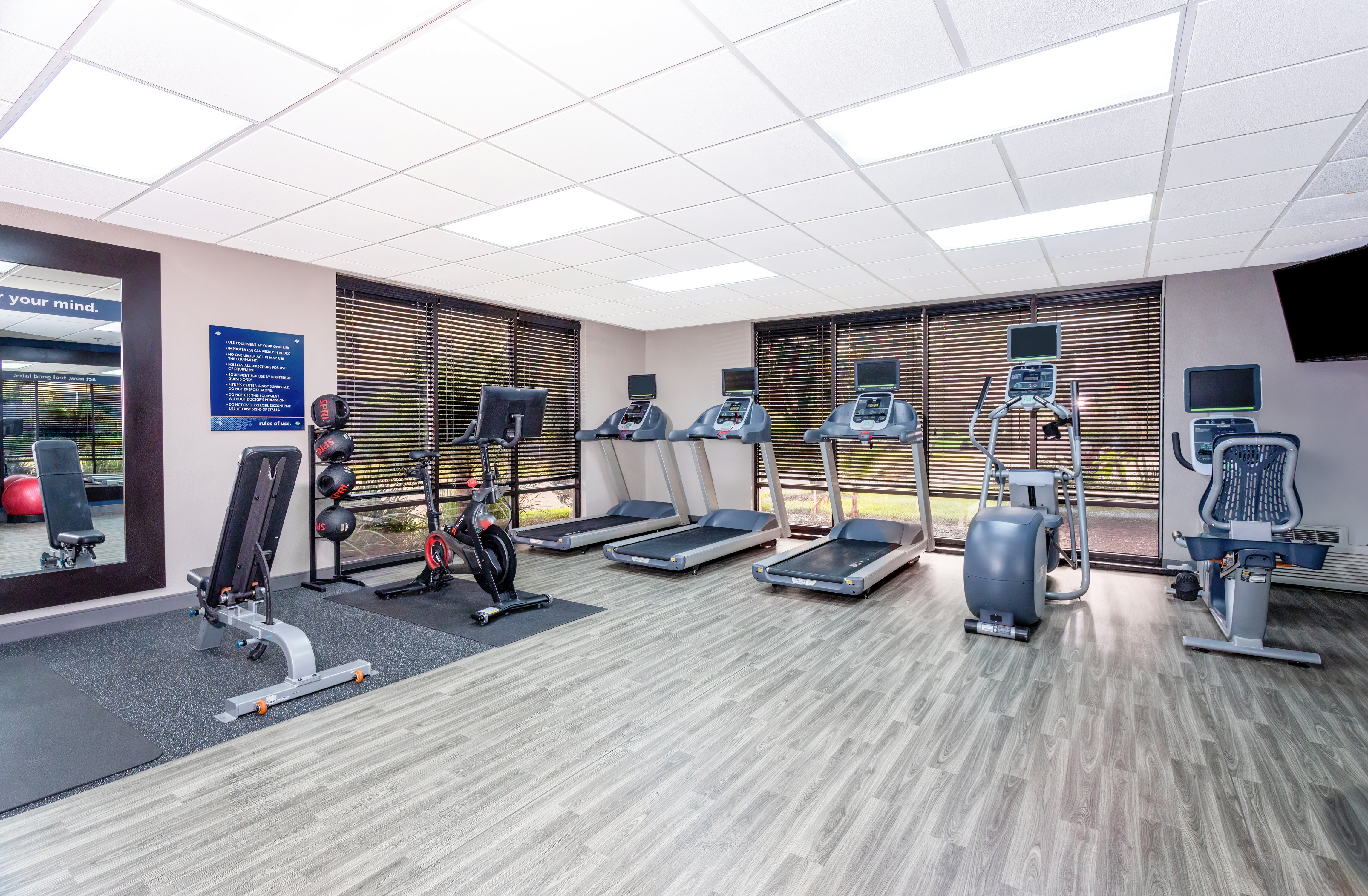 Hampton Inn Orlando International Airport 20/32