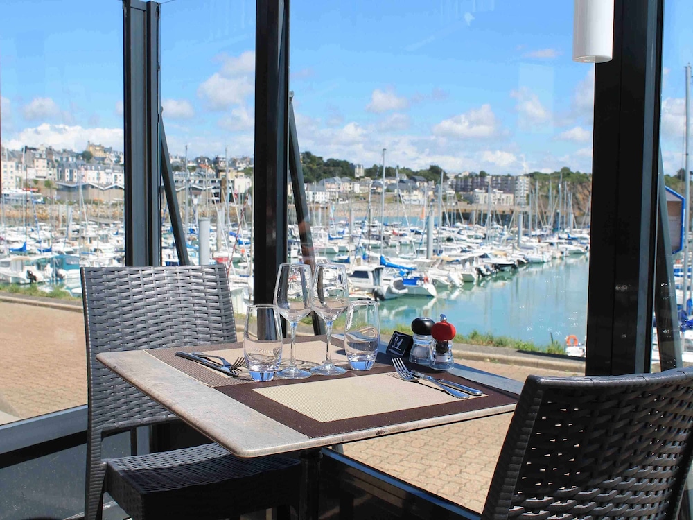 Ibis Granville Port De Plaisance 45/63