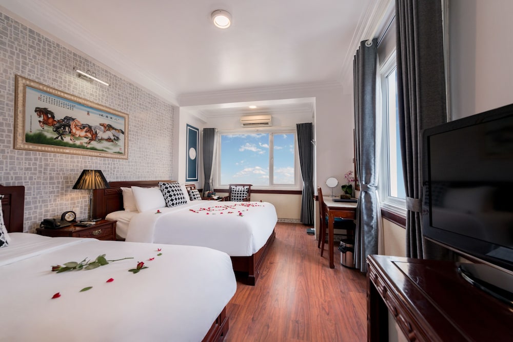 Prince Ii Hotel 27/56