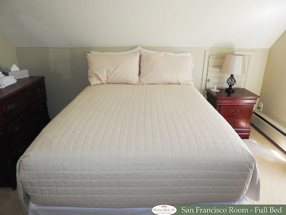 Champaign Garden Inn 21/50