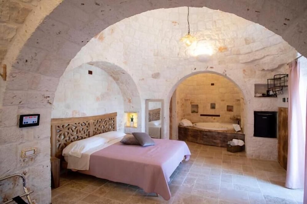 Luxury, Suite, King Bed, Sofa, Sauna