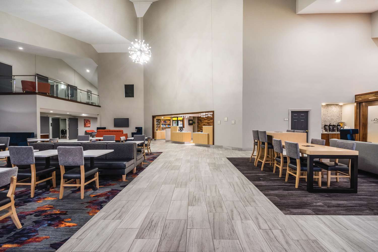 La Quinta Inn & Suites by Wyndham Chattanooga-Hamilton Place 32/45