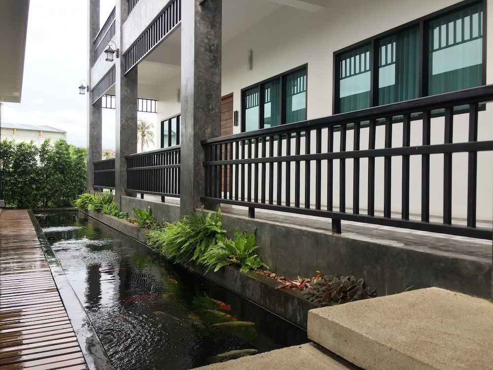 Phetcharat Grand Hotel Maesot 41/50