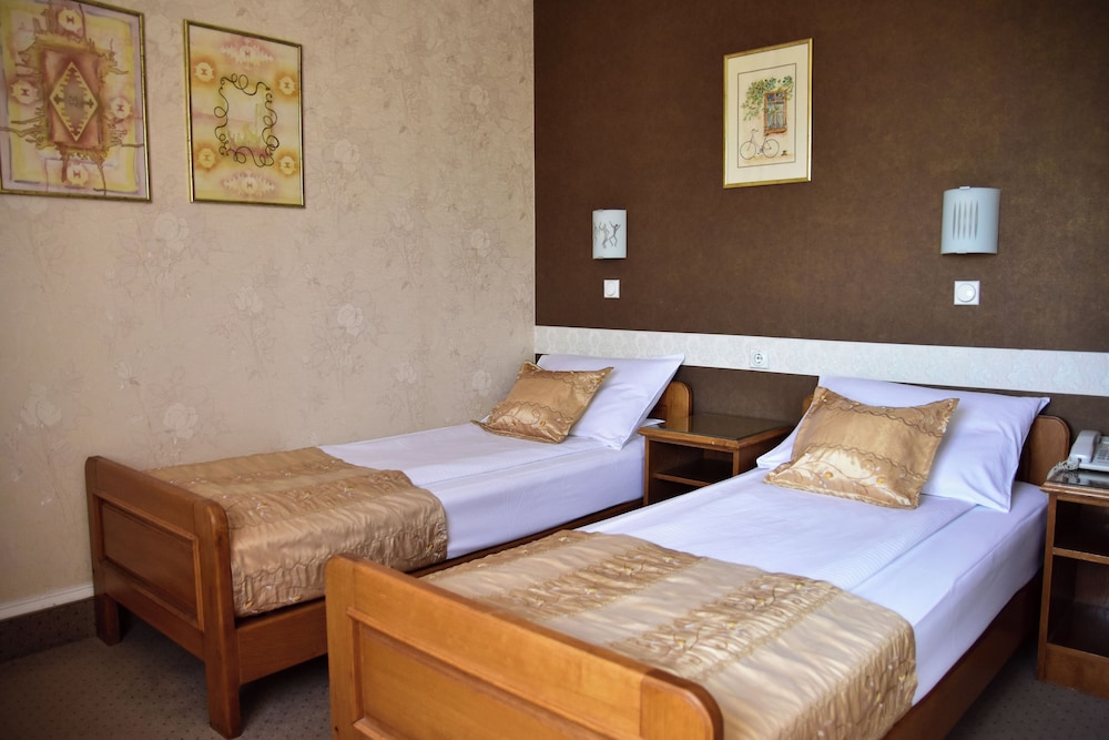Garni Hotel Lav 12/50