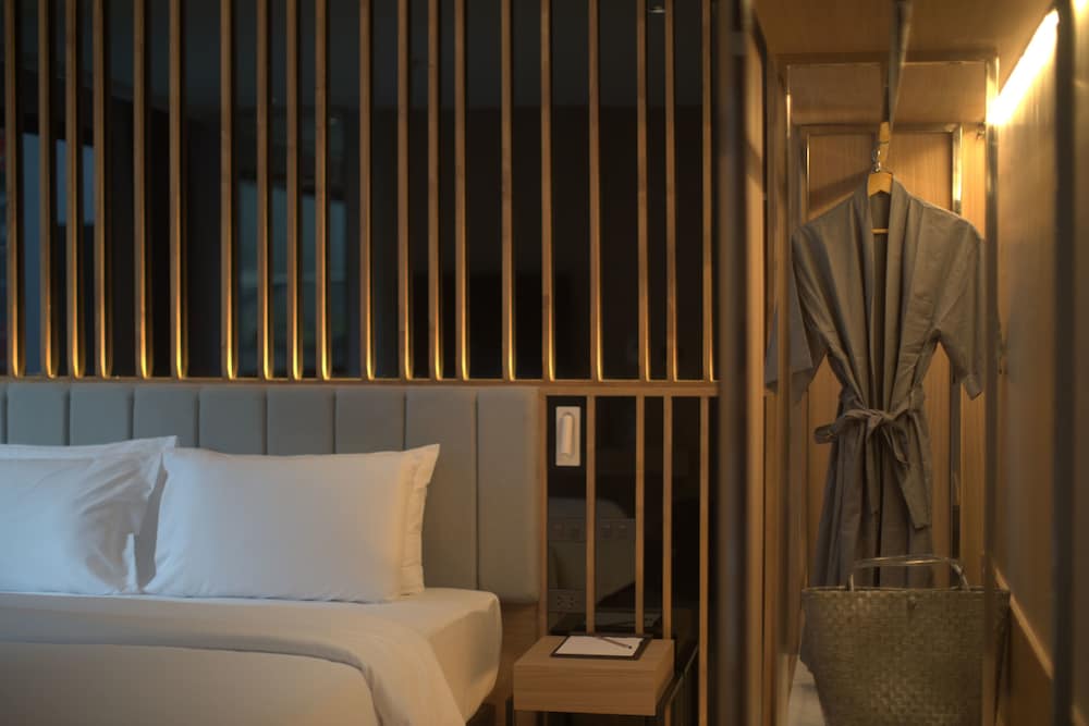 Rak Elegant Hotel Patong 25/69