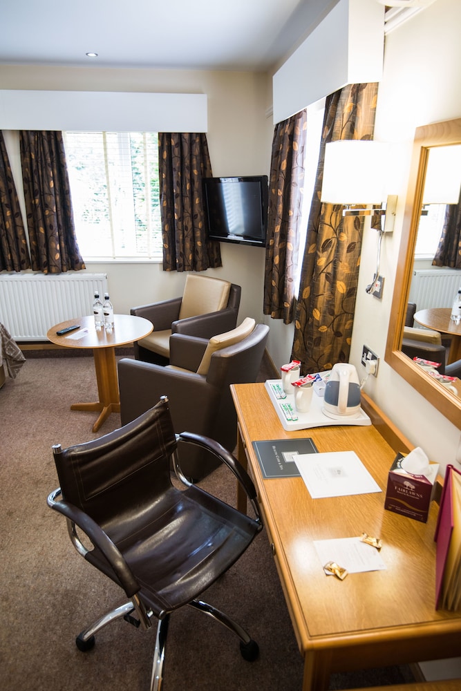 The Fairlawns Hotel And Spa 68/83