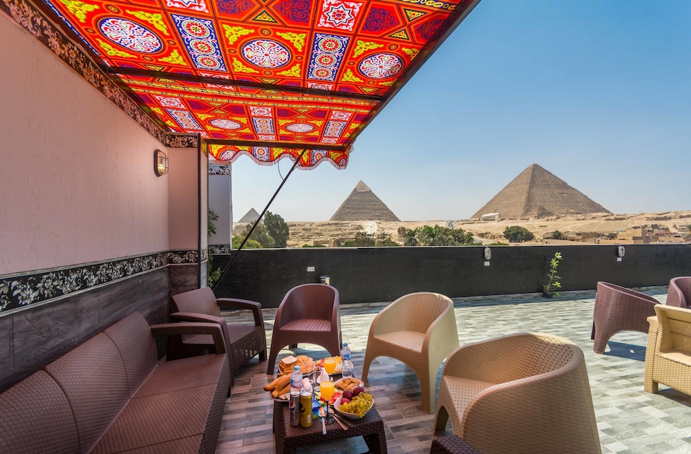 Panorama Pyramids Inn 36/50