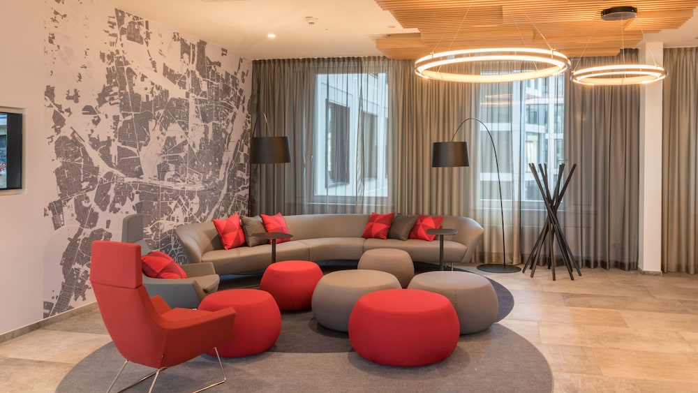 Holiday Inn Express MUNICH CITY WEST 37/80