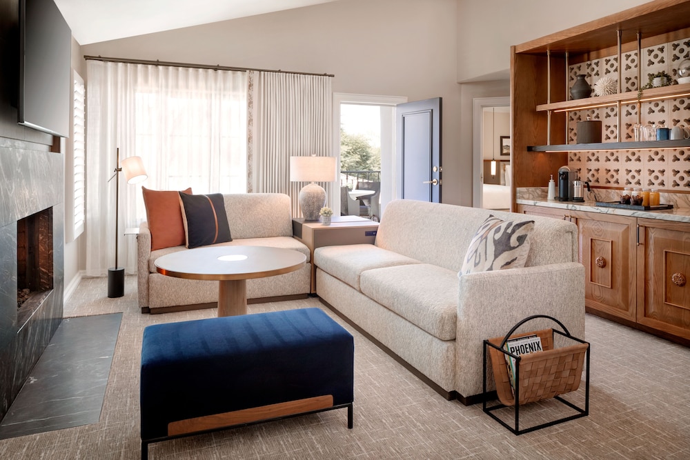 Privado Villas at the Fairmont Scottsdale Princess 25/48