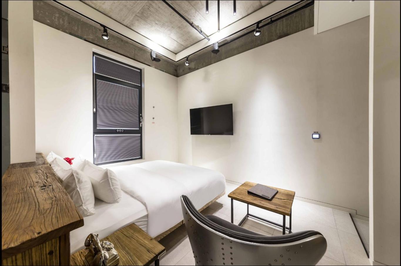 Hotel The Artist Dongseon 33/94