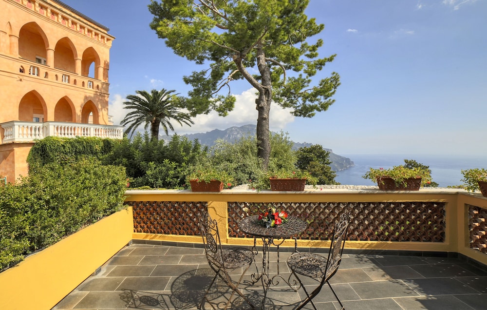 Hotel Palazzo Confalone 32/70