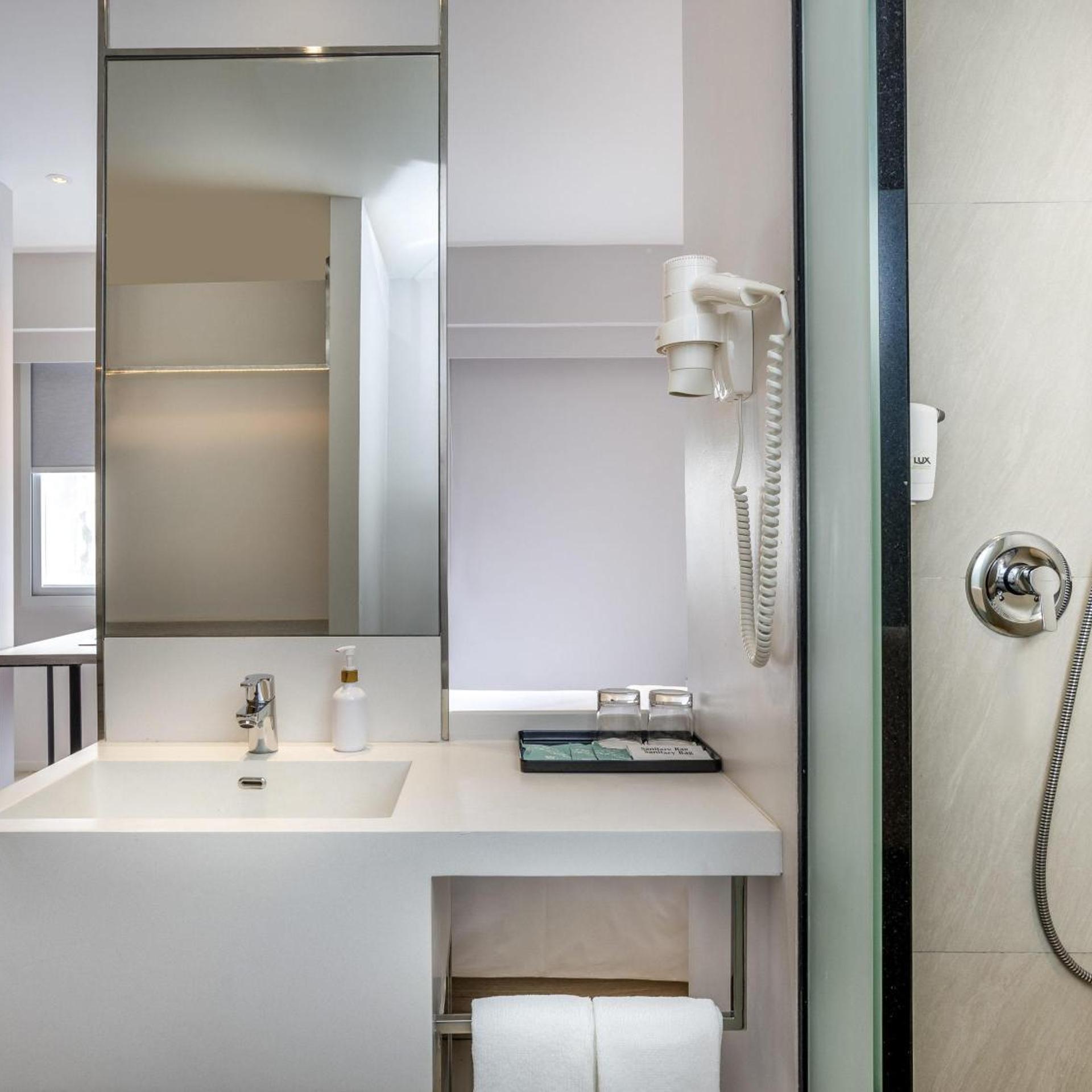 Family, Double Bed, Ibis Styles Phuket City 3/10
