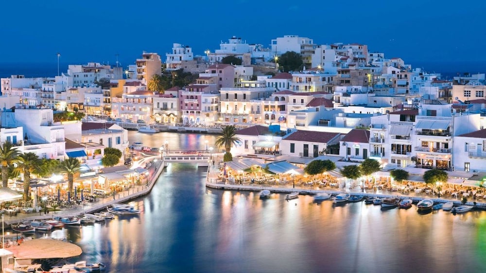 Creta Suites 64/70