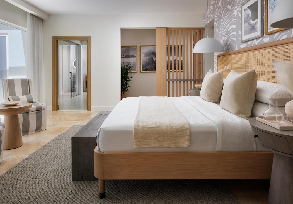 1 Bedroom, Tranquility, Garden, Suite, King Bed, Butler, Patio, Bathtub