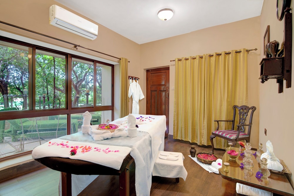 WelcomHeritage Shivavilas Palace 22/64